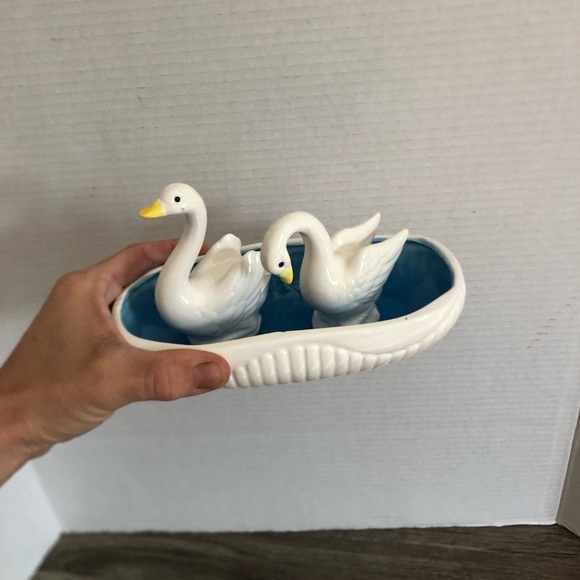 Vtg Ceramic Swan Centrepiece - Picture 8 of 16
